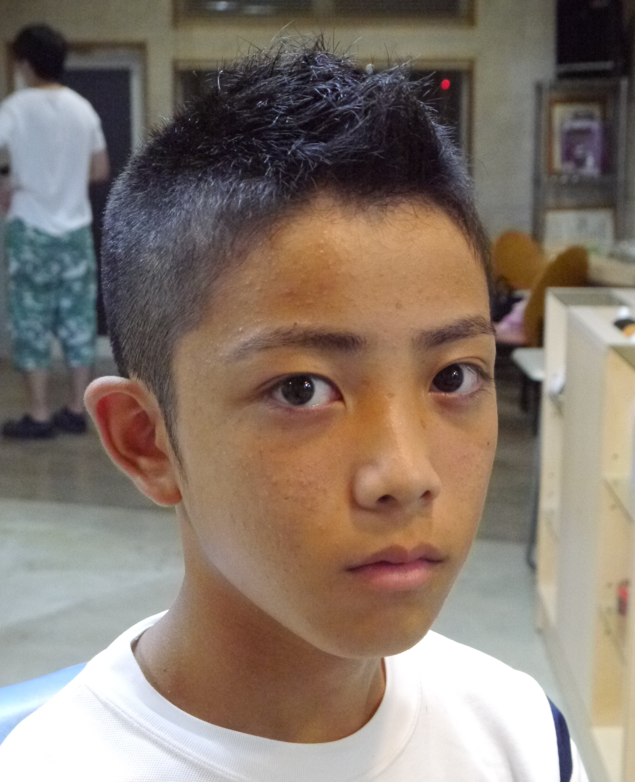 男の子 髪型 切り方 中学生 バリカン Khabarplanet Com