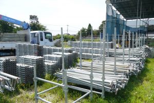 足場資材の支柱